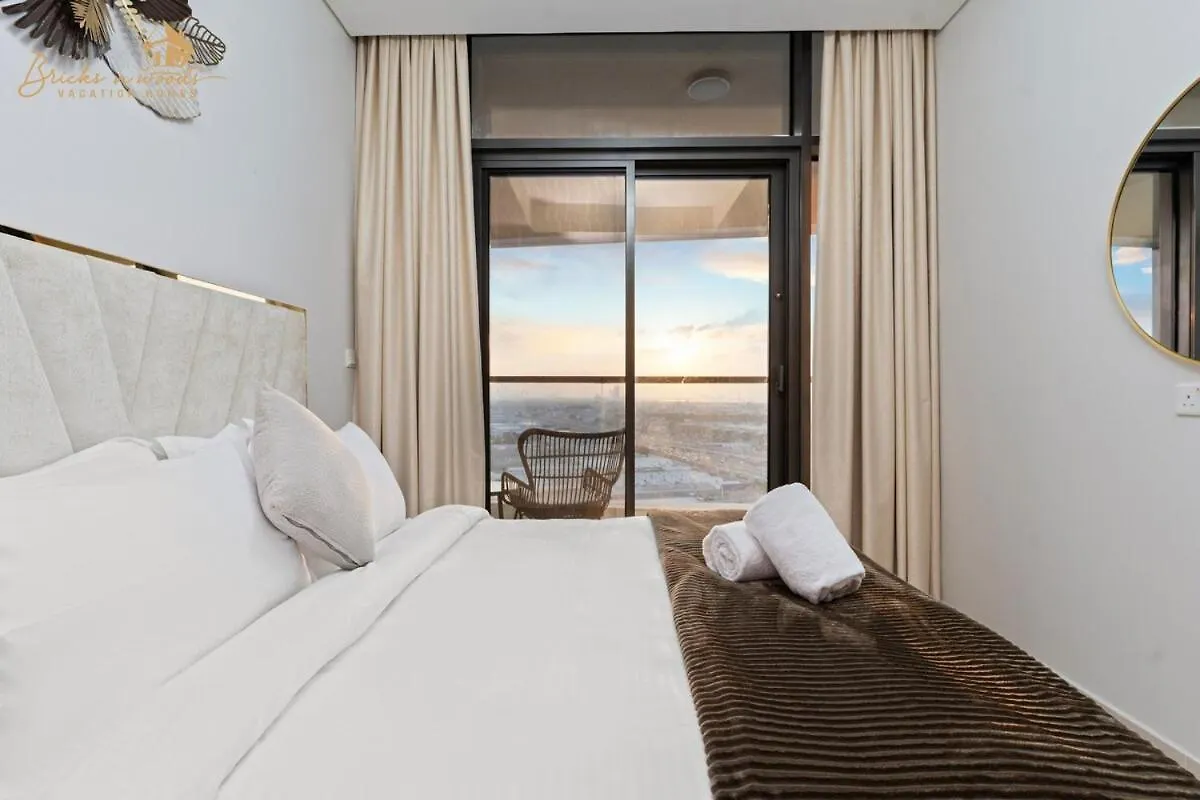 Glorious Sea View 3Bhk 6Pax Apartment Dubai